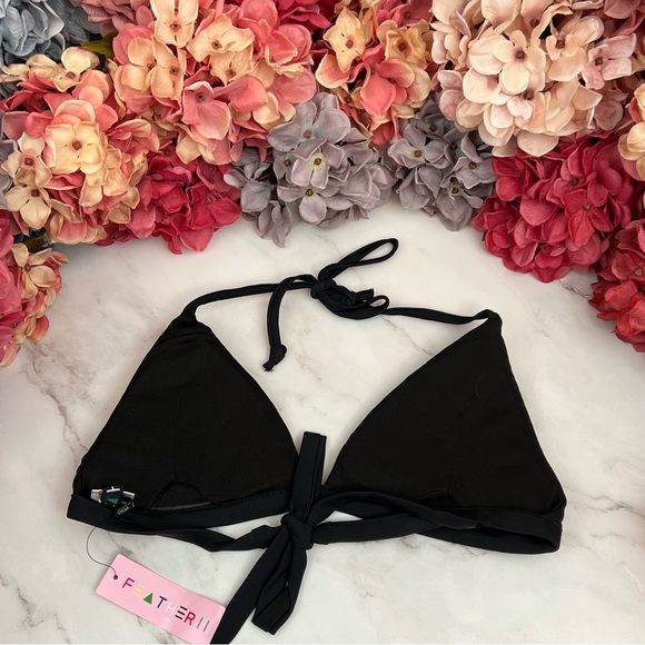 Sexy Black Floral Embroidered Triangle Bikini - Picture 14 of 16